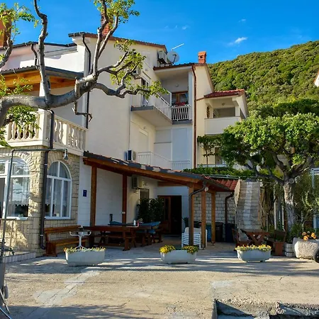 Andela Kordic Apartment Supetarska Draga